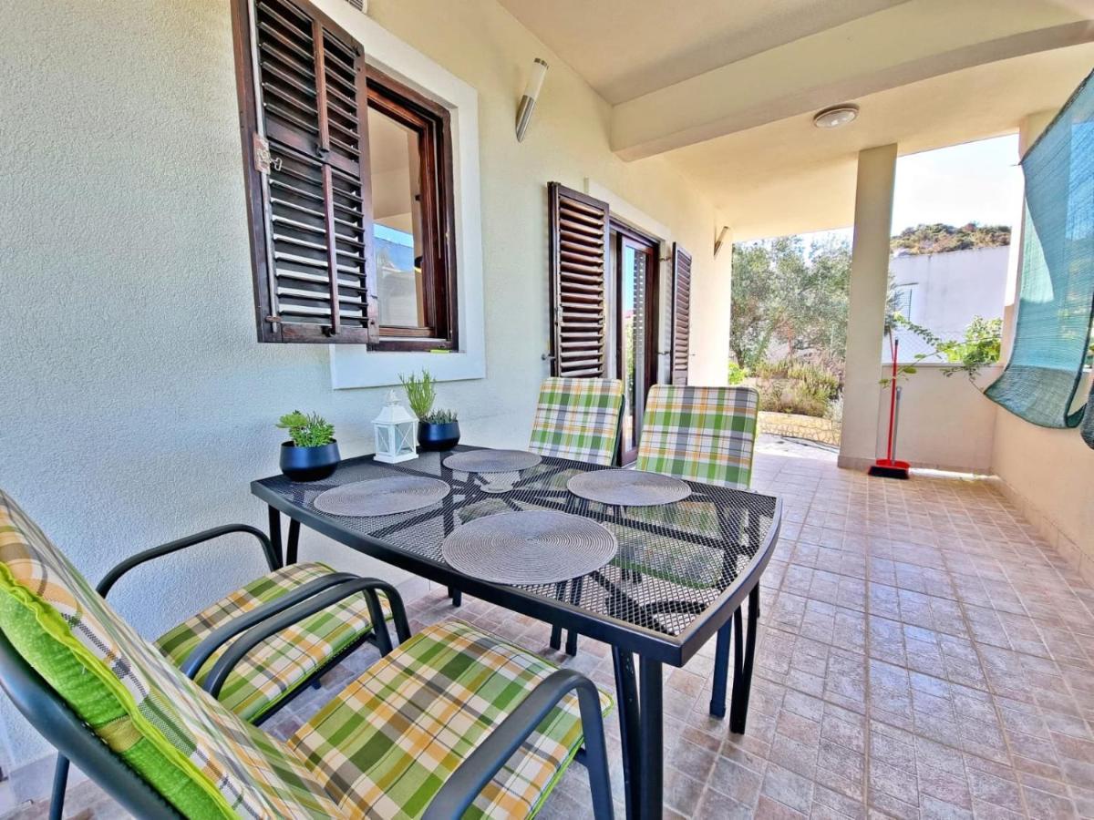 Apartman Irena With Terase End Private Parking Donji Okrug  Extérieur photo